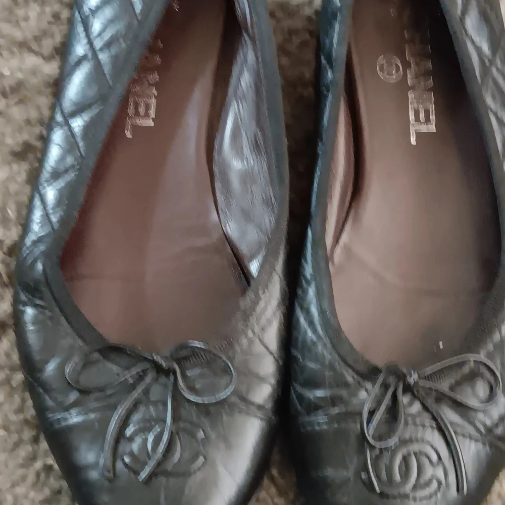Chanel quilted flats - Picture 6 of 6